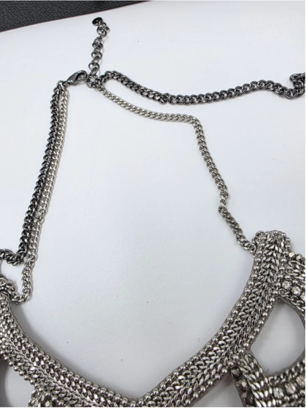 Stella & Dot Tallulah Statement Necklace Silver Tone Crystal Bib Necklace - Picture 6 of 9